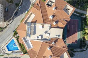 Image of Ocean View E 12