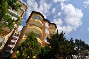 Image of Sakaltas Apt. No. 5