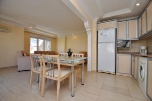Image of Saray Apt