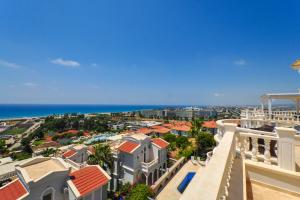 Image of B Type Oasis Club II Full Seaview