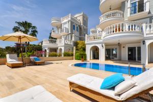 Image of Oasis A View