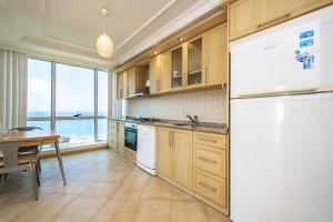Image of Seaview Tosmur