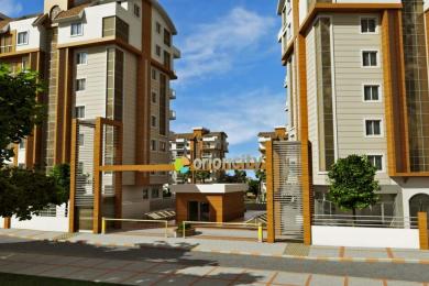Ulaz u nekretninu u Alanji s modernim stambenim zgradama, drvenim detaljima i svijetlom, ugodnom atmosferom.